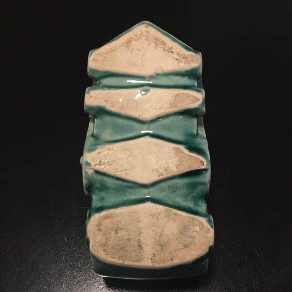 Vintage Green Earthenware Train Engine Planter - Picture 4 of 5